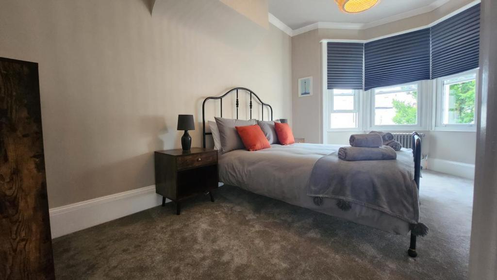 Contemporary Beach Apartment Brighton Dış mekan fotoğraf