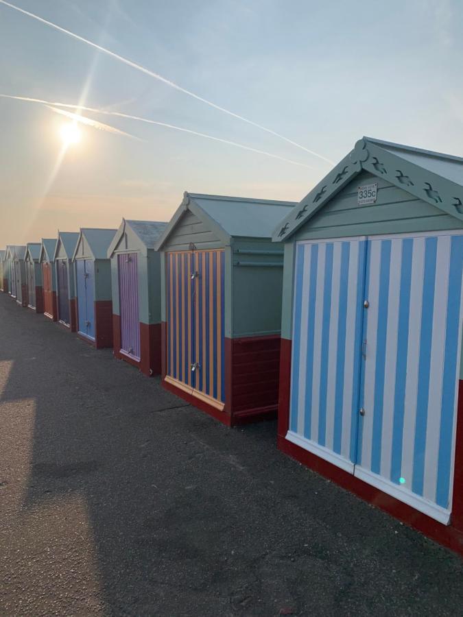 Contemporary Beach Apartment Brighton Dış mekan fotoğraf